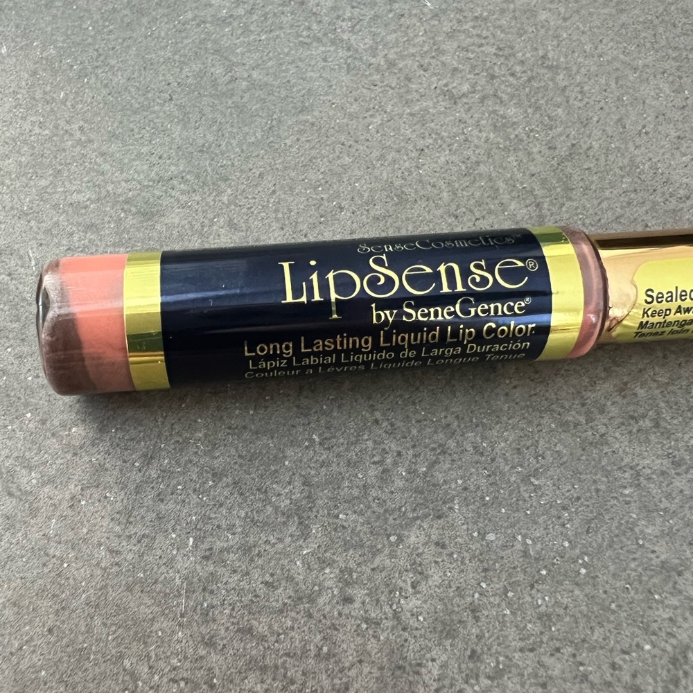 LipSence Long Lasting Liquid Lip Color in Nude